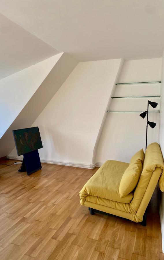 Upscale 80M2 2 Bedroom Apartment Near Champs Elysees Paris Exterior foto